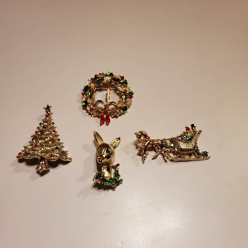 Signed Gerrys Christmas Brooch Pin - Lot Of 4 25$